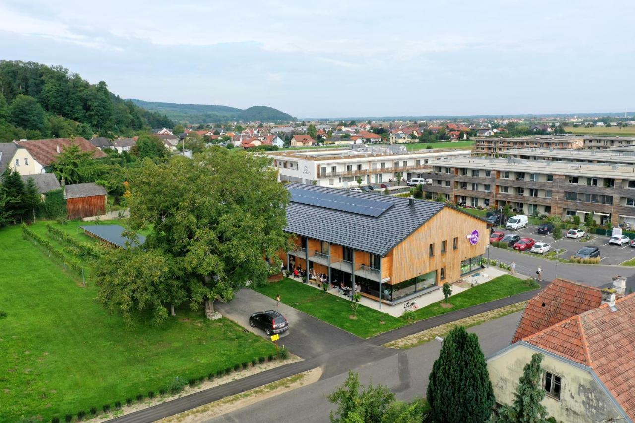GästeHAUS&HOFladen Familie Öllerer Sitzenberg Exterior foto